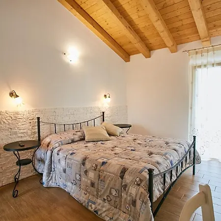 Al Sogno Di Laura Bed and Breakfast Τρεβίζο